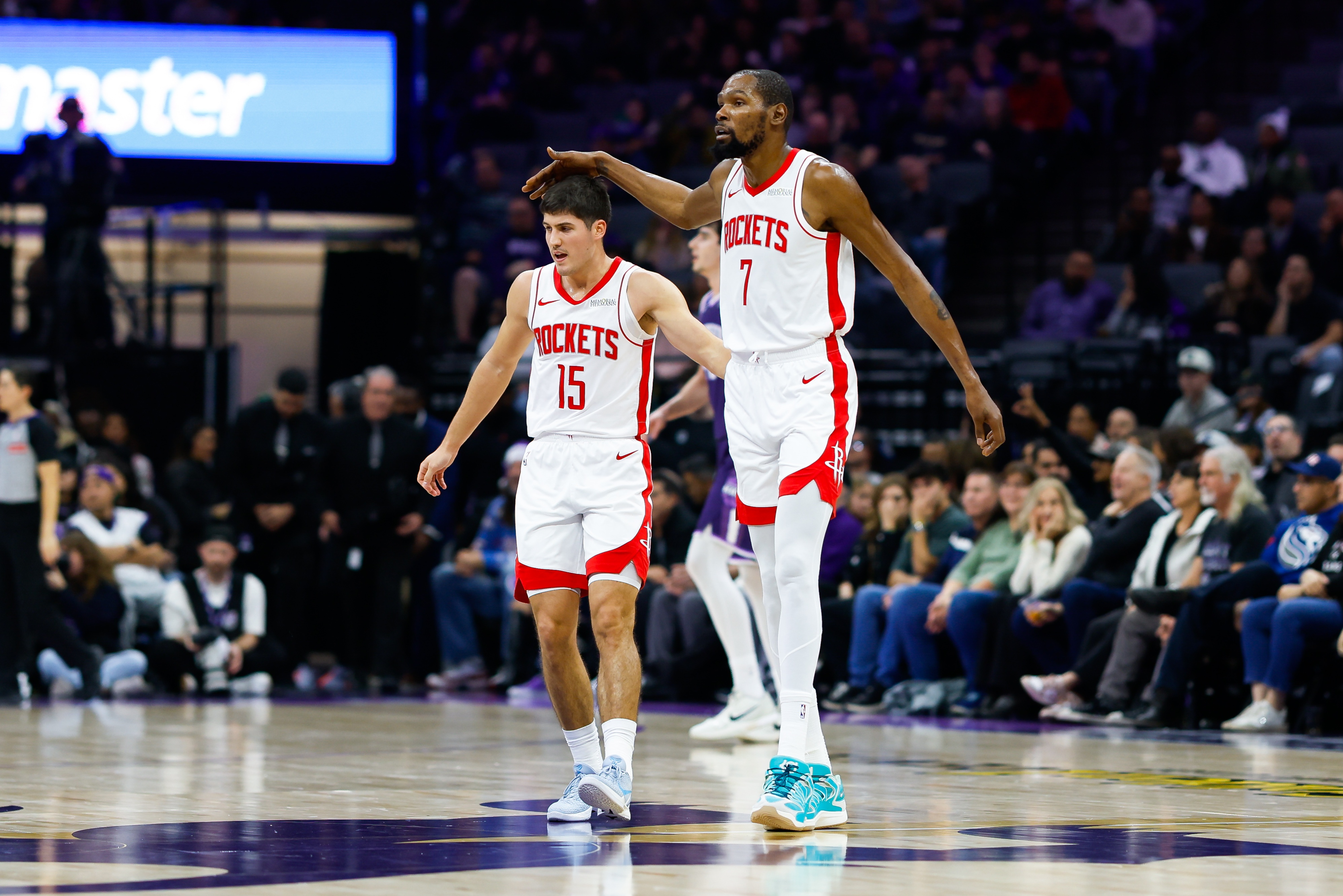 华体会体育APP下载-KD日常夸奖谢泼德：他能突能投&amp;防守积极 为其他人打开了空间